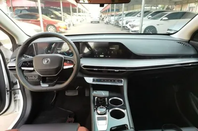 Changan Eado 2023, 36200 км, за 8867 USD - фото 17