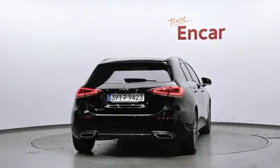 Mercedes-Benz A-Class 2021, 3536 км, за 16852.24 USD
