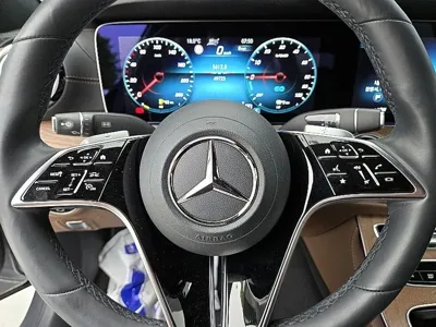 Mercedes-Benz E-Class 2023, 49695 км, за 30397.33 USD - фото 14