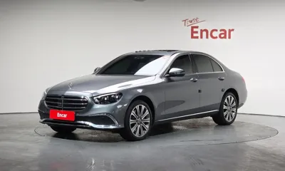 Mercedes-Benz E-Class · 2023 год