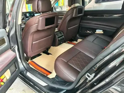 BMW 7 Series 2011, 170000 км, за 9296.23 USD