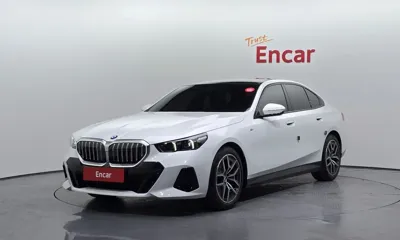 BMW 5-Series · 2025 год