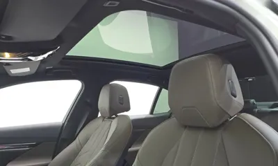 BMW 5-Series 2025, 7291 км, за 661019.77 USD - фото 19