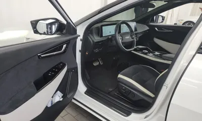 Kia EV6 2022, 77887 км, за 22858.64 USD - фото 10
