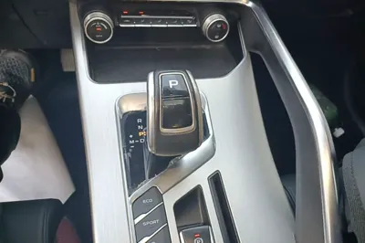 Geely Auto Coolray 2020, 33100 км, за 7999 USD