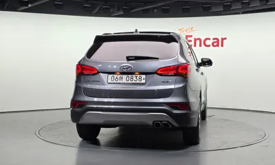 Hyundai Santafe 2016, 169620 км, за 6471.24 USD