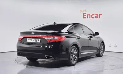 Hyundai Grandeur 2014, 175971 км, за 3275.57 USD