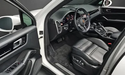 Porsche Cayenne 2021, 40987 км, за 52196.89 USD - фото 11