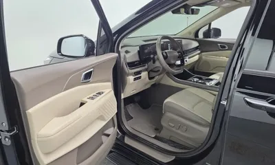 Kia Canival 2025, 26432 км, за 23337.44 USD - фото 10