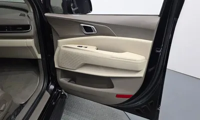 Kia Canival 2025, 26432 км, за 23337.44 USD - фото 24
