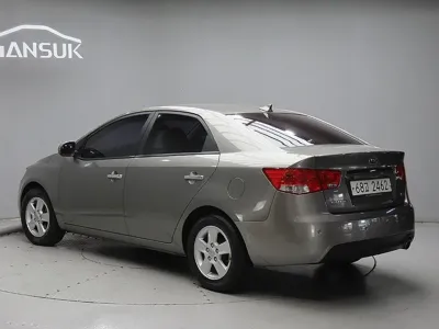 Kia Porte 2013, 32144 км, за 2865.14 USD