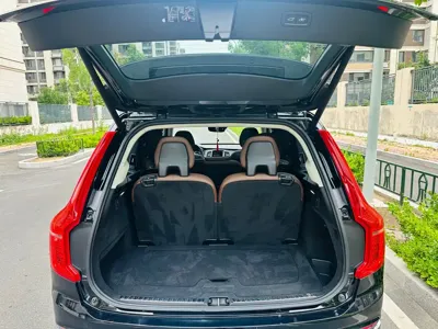 Volvo XC90 2019, 60000 км, за 27700.4 USD - фото 14