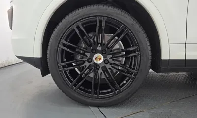 Porsche Cayenne 2017, 92337 км, за 23834.42 USD