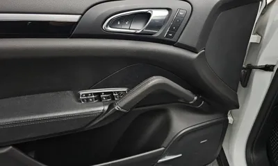 Porsche Cayenne 2017, 92337 км, за 23834.42 USD - фото 17