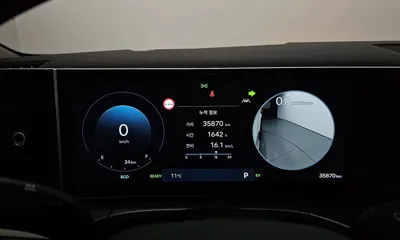 Hyundai Santafe 2024, 35870 км, за 24788.49 USD - фото 8