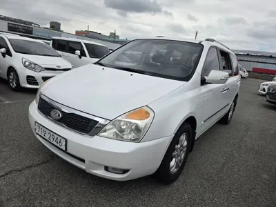 Kia Canival · 2013 год
