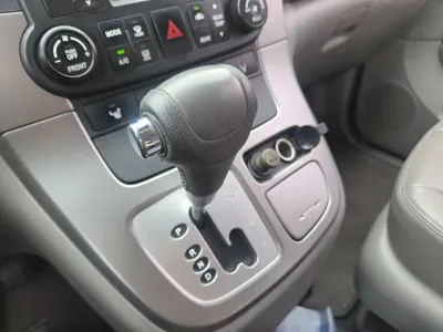 Kia Canival 2013, 176124 км, за 2593.77 USD - фото 11