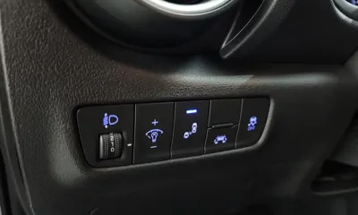 Hyundai Kona 2020, 84362 км, за 9446.26 USD - фото 29