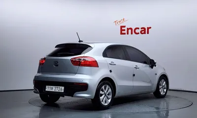 Kia Pride 2015, 164299 км, за 3019.56 USD