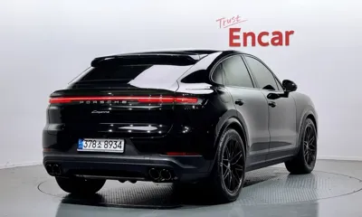 Porsche Cayenne 2024, 9083 км, за 106410.89 USD