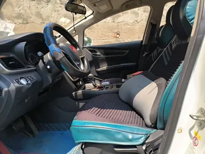 BYD MAX 2017, 99200 км, за 4243.47 USD - фото 8