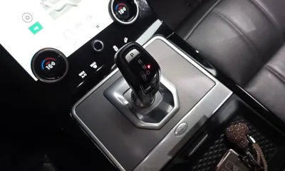 Land Rover Range Rover Evoque 2020, 75901 км, за 26771.57 USD - фото 9