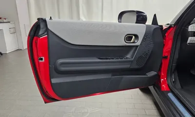 MINI Cooper Convertible 2025, 5073 км, за 28277.96 USD - фото 24