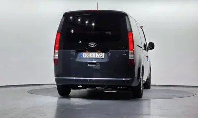 Hyundai Staria 2023, 27135 км, за 19094.81 USD