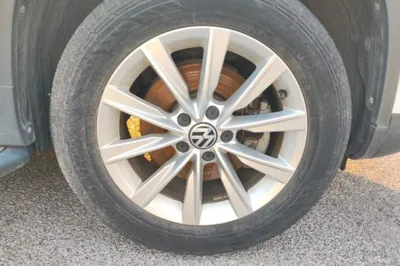 Volkswagen Tiguan 2016, 39300 км, за 9162 USD - фото 8