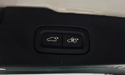 Volvo V60 2021, 109467 км, за 18201.9 USD - фото 33