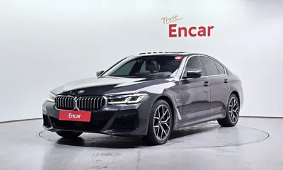 BMW 5-Series · 2022 год