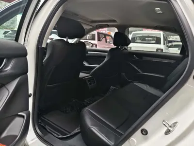 Honda Accord 2021, 63000 км, за 13242.83 USD