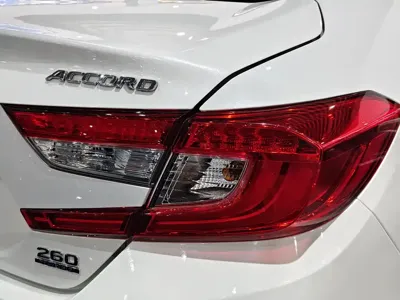Honda Accord 2021, 63000 км, за 13242.83 USD