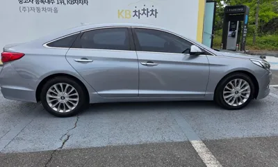 Hyundai Sonata 2016, 107226 км, за 6370.67 USD - фото 16