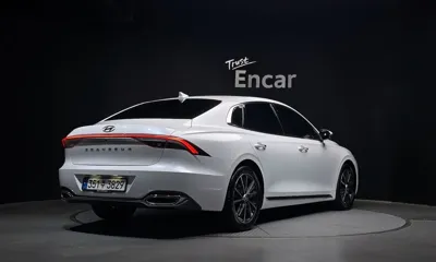 Hyundai Grandeur 2023, 28114 км, за 18830.52 USD