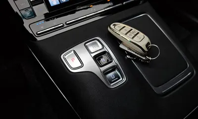 Hyundai Grandeur 2023, 28114 км, за 18830.52 USD - фото 9