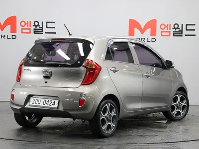 Kia Morning 2012, 118266 км, за 2822.63 USD