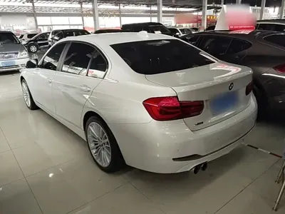 BMW 3 Series 2018, 106000 км, за 11506.55 USD