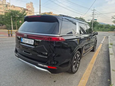 Kia Canival 2021, 151000 км, за 14835.24 USD
