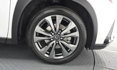 Lexus UX 2025, 19607 км, за 30878.23 USD - фото 21