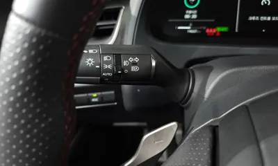 Lexus UX 2025, 19607 км, за 30878.23 USD - фото 28