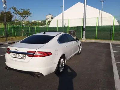 Jaguar XF 2013, 116536 км, за 2797.3 USD