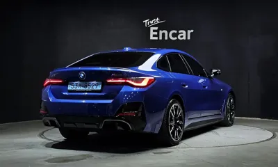 BMW i4 2022, 51269 км, за 31140.08 USD