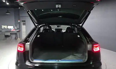 Audi Q8 2022, 115729 км, за 37744.52 USD - фото 20