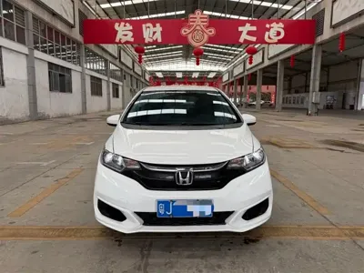 Honda Fit 2018, 140000 км, за 3913.27 USD