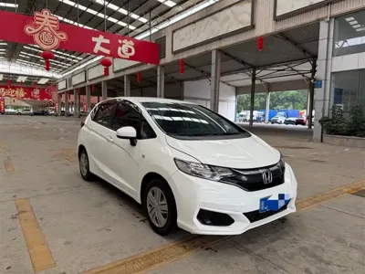 Honda Fit 2018, 140000 км, за 3913.27 USD