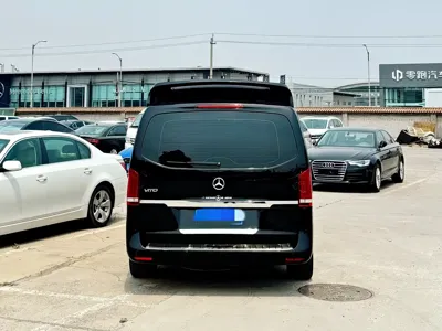 Mercedes-Benz Vito 2018, 120000 км, за 19045.1 USD