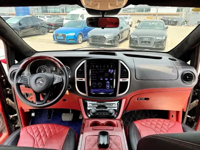 Mercedes-Benz Vito 2018, 120000 км, за 19045.1 USD
