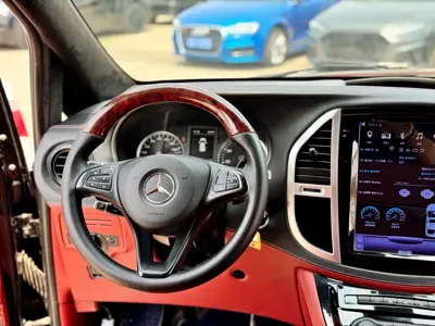 Mercedes-Benz Vito 2018, 120000 км, за 19045.1 USD - фото 8