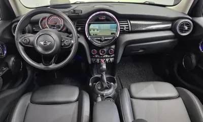 MINI Cooper 2016, 52848 км, за 7680.19 USD - фото 7